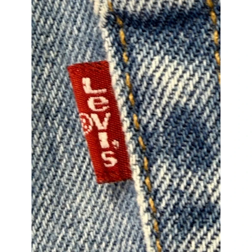Vintage Levis 550 Relaxed Fit Tapered Leg Blue Denim Jeans Sz 38x30 (EE31) y2k